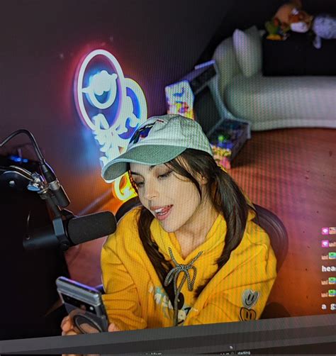 Heyimbee 1,038 Leaked Files .